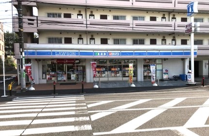 コンビニ　ローソン 横浜いぶき野店（コンビニ）まで332m