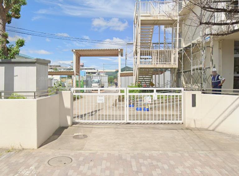 小学校　足立区立東加平小学校（小学校）まで400m