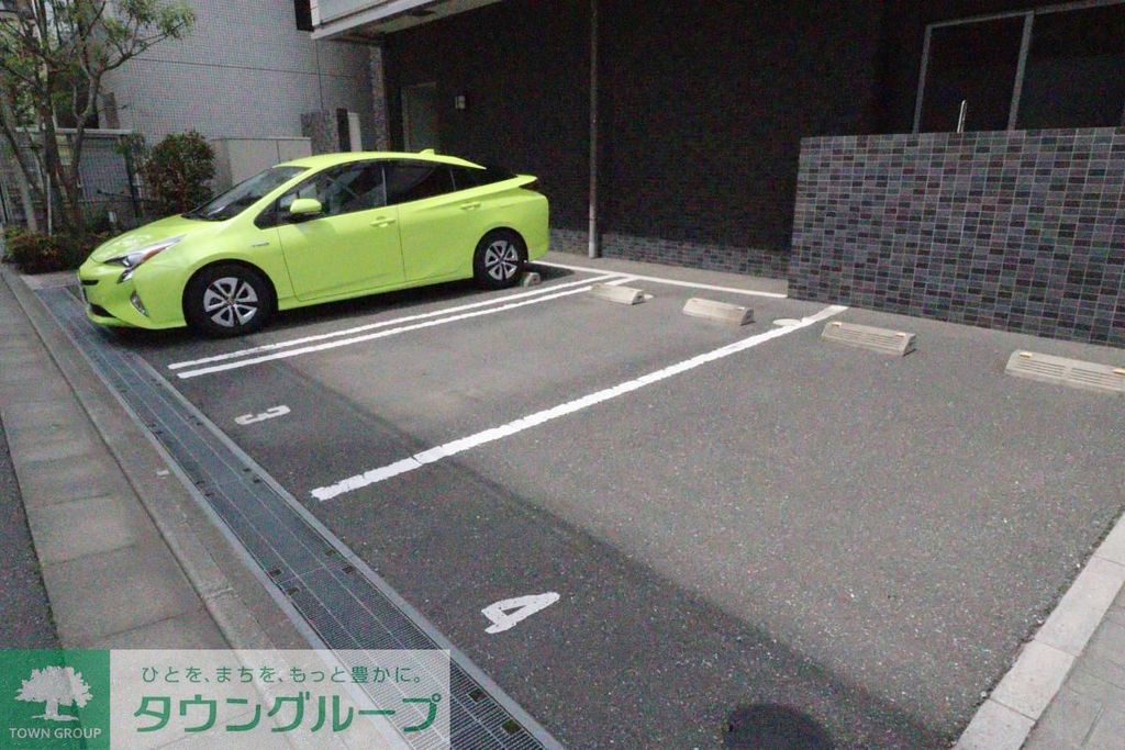 駐車場　駐車場