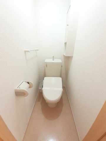 トイレ　シンプルで使いやすいトイレです