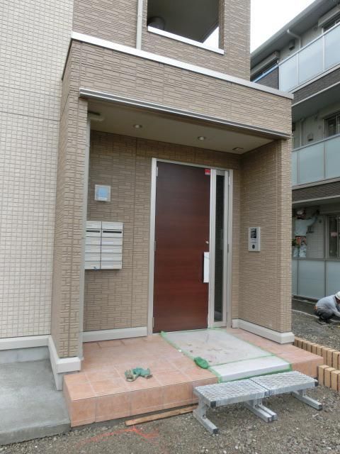 エントランス　オートロックエントランス