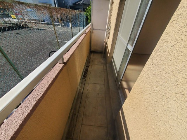 バルコニー　外からの目が気にならないバルコニーで洗濯物が干せます