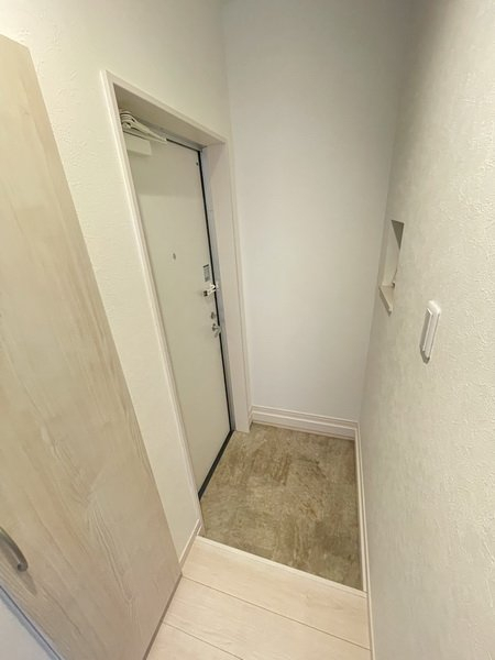 玄関　※別部屋の参考写真となります※現況優先※