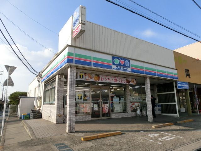 コンビニ　スリーエフ（コンビニ）まで86m