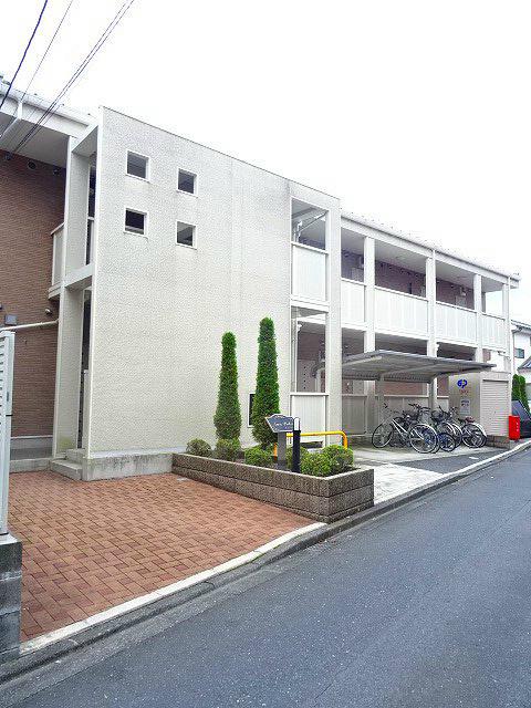 その他共有部分　屋根付きの駐輪場です。