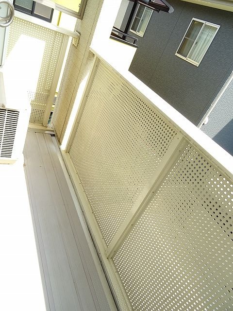 バルコニー　風通しのいいバルコニーです。