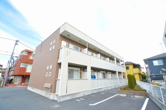 建物外観　青梅線河辺駅から徒歩5分です。