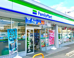 コンビニ　ファミリーマート 加美東店（コンビニ）まで240m