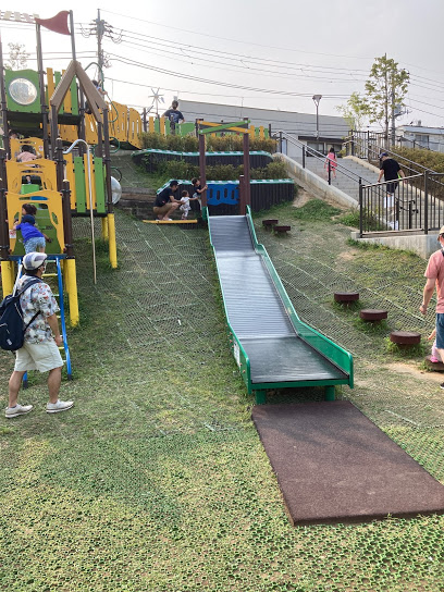 公園　中野区立広町みらい公園（公園）まで737m