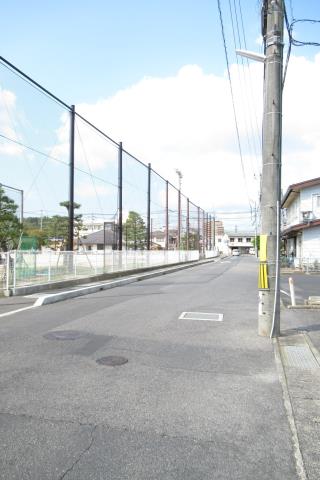 その他　前面道路（その他）まで10m