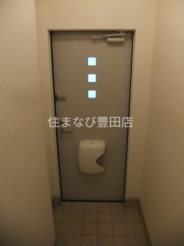 玄関　同型タイプ