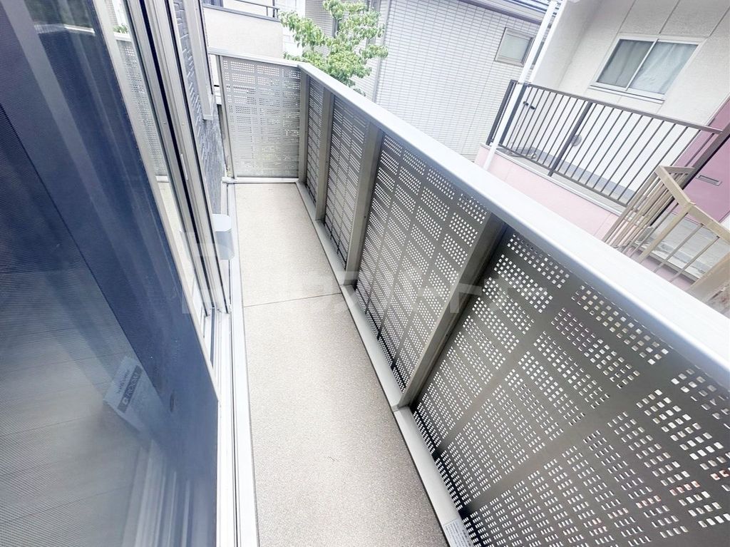 バルコニー　庭