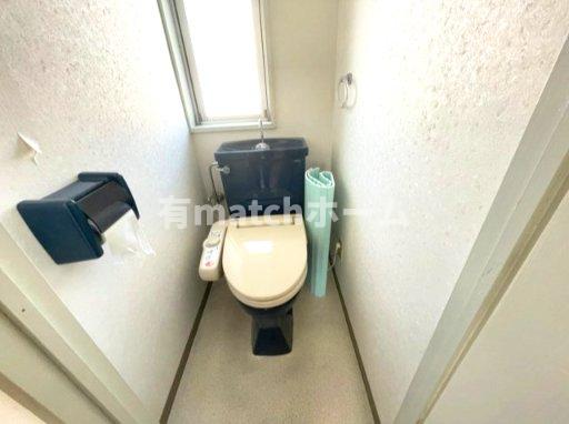 トイレ　(参考)同マンション別間取り他部屋の写真