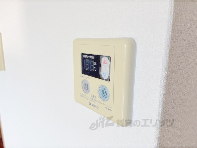 その他設備　給湯器リモコン