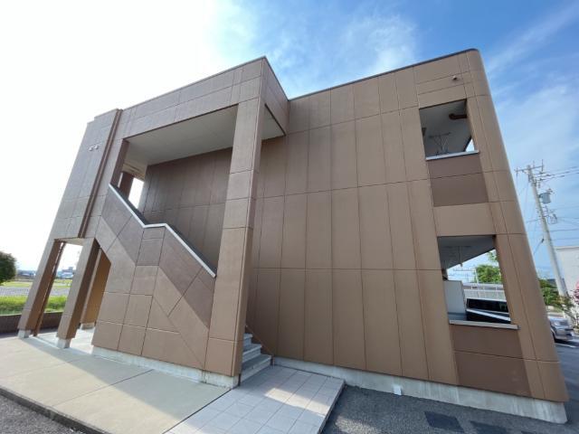 建物外観　外観写真（昼）