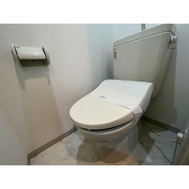 トイレ　※同仕様写真含む