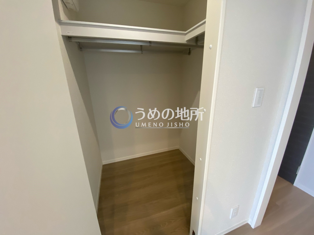 収納　洋室１収納