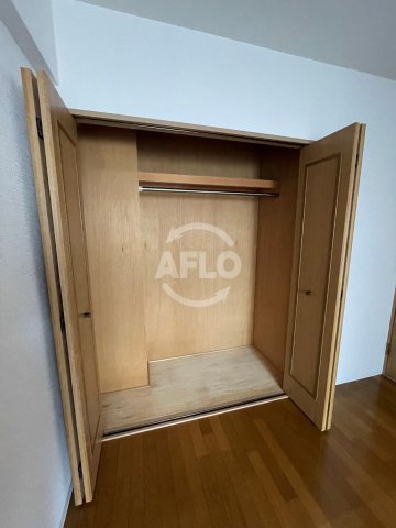 収納　カワデンセントリックハイツ　クローゼット
