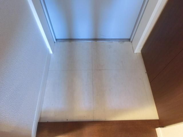玄関　シューズボックス完備