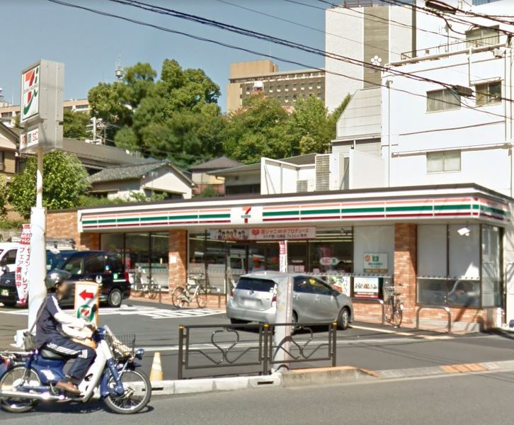 コンビニ　セブンイレブン 文京春日1丁目店（コンビニ）まで129m