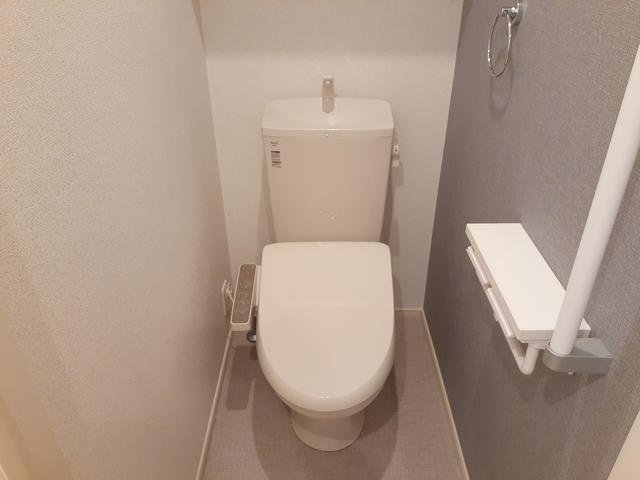 トイレ　コンパクトで使いやすいトイレです
