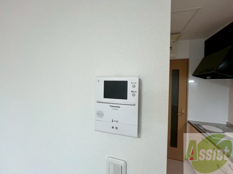 セキュリティ　ＴＶモニター付インターホンです。来客者の顔が見えるので安心！