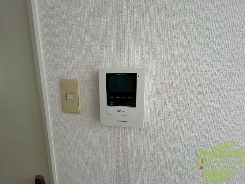 セキュリティ　ＴＶモニター付インターホンです。来客者の顔が見えるので安心！