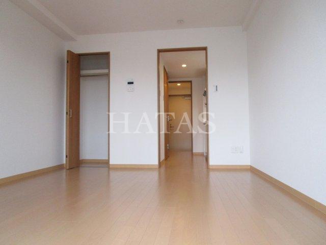 居室・リビング　同物件別部屋です。