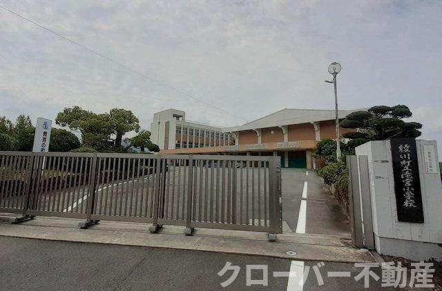 その他　綾川町立滝宮小学校まで550m