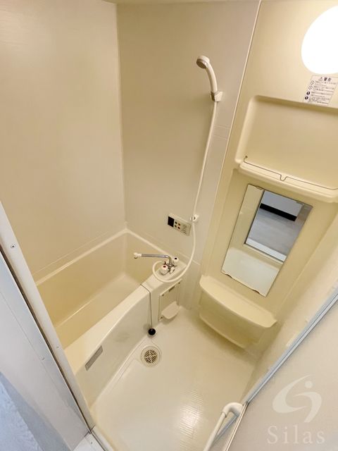 バス・シャワールーム　反転タイプ