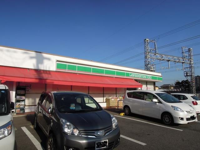 コンビニ　ローソンストア１００（コンビニ）まで294m