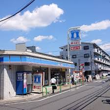 コンビニ　ローソン 練馬東大泉五丁目店（コンビニ）まで461m