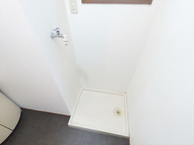 洗面設備　洗濯機置き場