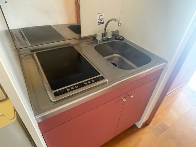 キッチン　備品や設備仕様は号室等により異なります現地をご確認下さい。