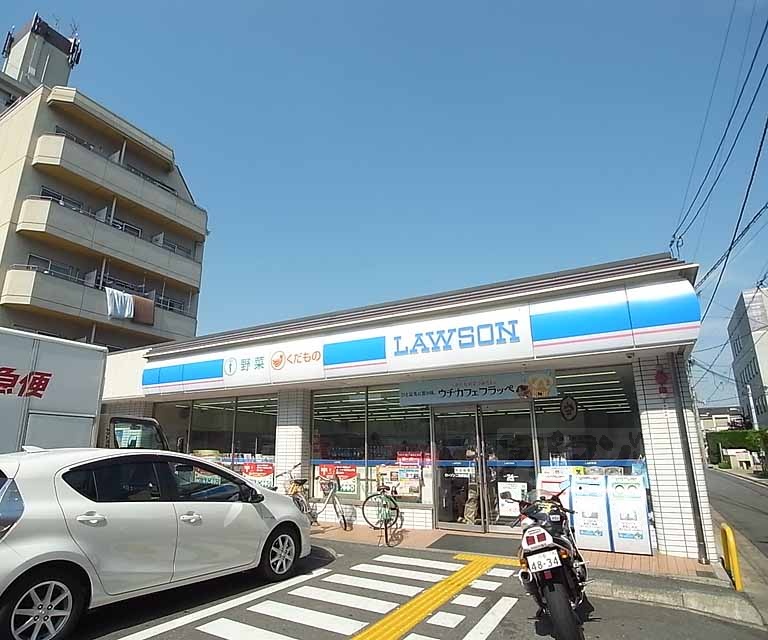 コンビニ　ローソン二条駅前（コンビニ）まで217m