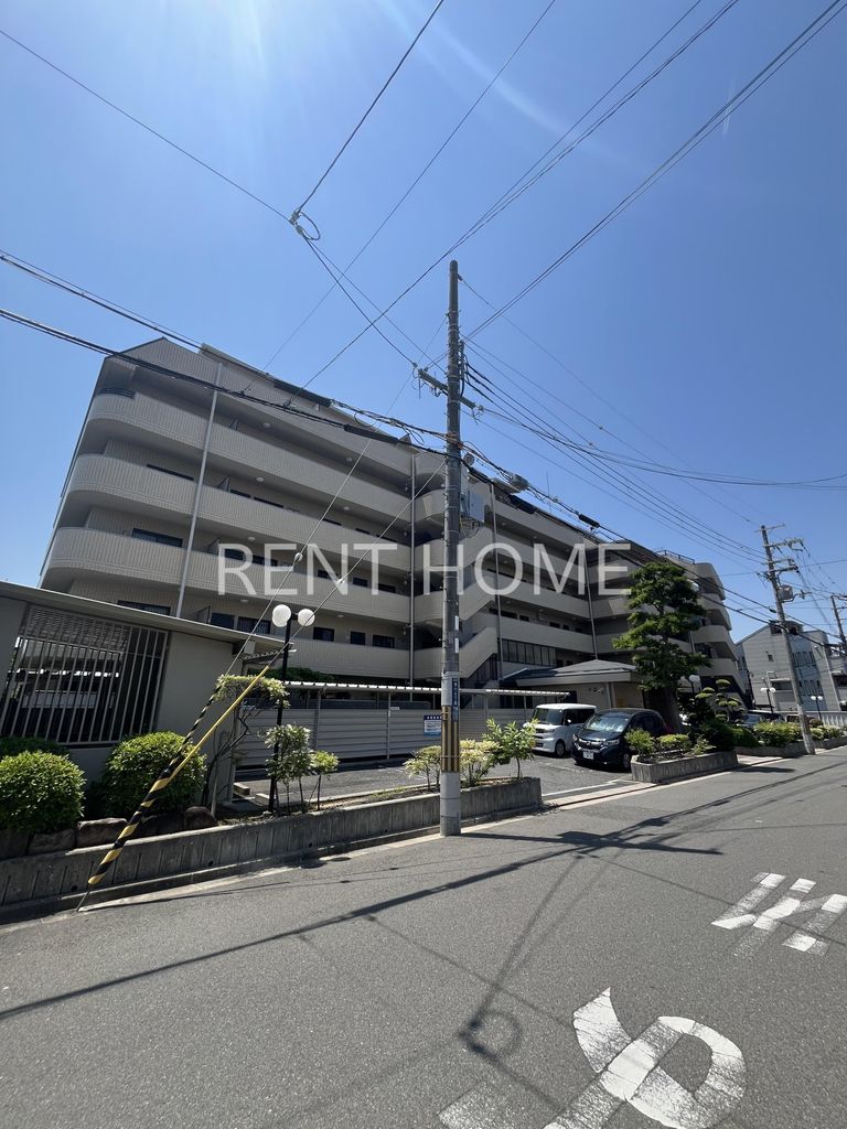 建物外観　6階建てマンションです。