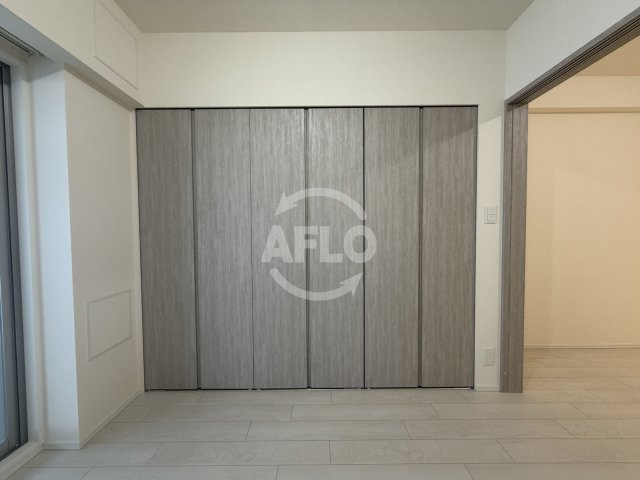 収納　スプランディッド大阪ベイサイドDUE　クローゼット