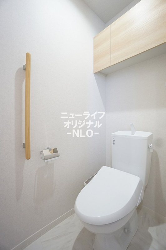 トイレ　洗浄力と快適さを兼ね備えた温水洗浄便座付きトイレ☆