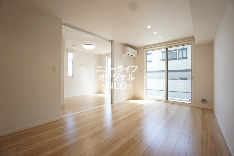 居室・リビング　ダウンライトを採用したお洒落なリビング☆