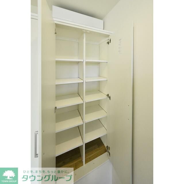 玄関　★タウンハウジング大井町店取り扱い物件★