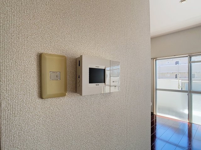 セキュリティ　掲載写真は同型モデルを掲載しており実際のお部屋と仕様等が異な