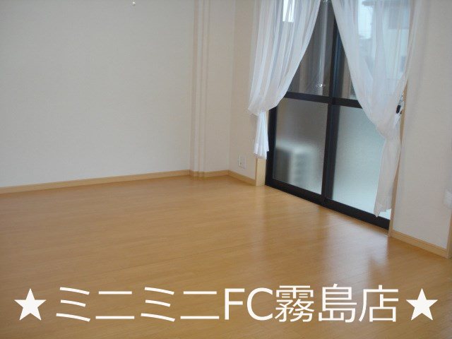 その他部屋・スペース　同型反転