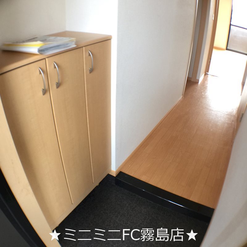 玄関　同型反転