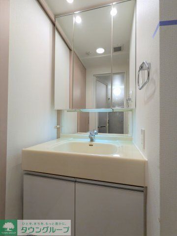 洗面設備　お部屋探しは株式会社　タウンハウジング　までお気軽にお問合…