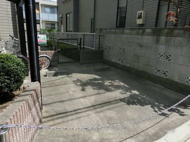 駐車場　★駐車場スペースです★