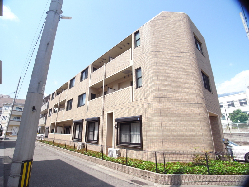 建物外観　ジオカミーノ