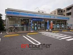コンビニ　ローソン練馬中村三丁目店（コンビニ）まで240m