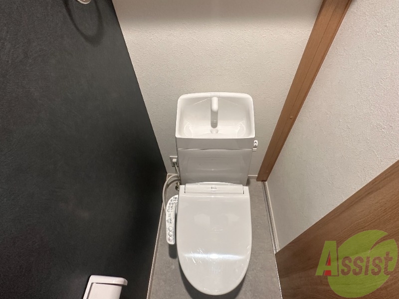 トイレ　トイレは、嬉しいウォシュレット付きです。