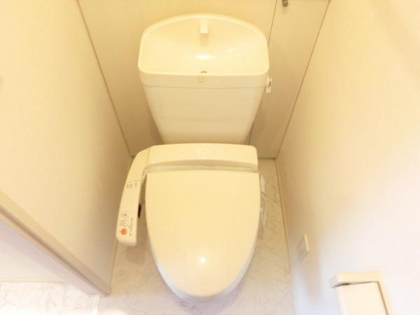 トイレ　ウォシュレット！