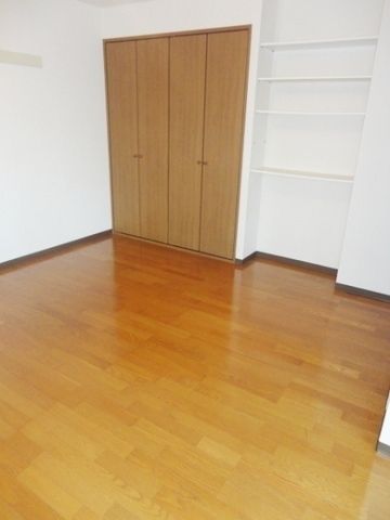 居室・リビング　★タウンハウジング鷺沼店まで→ＴＥＬ0448706656★